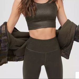 AERIE | offline crackle